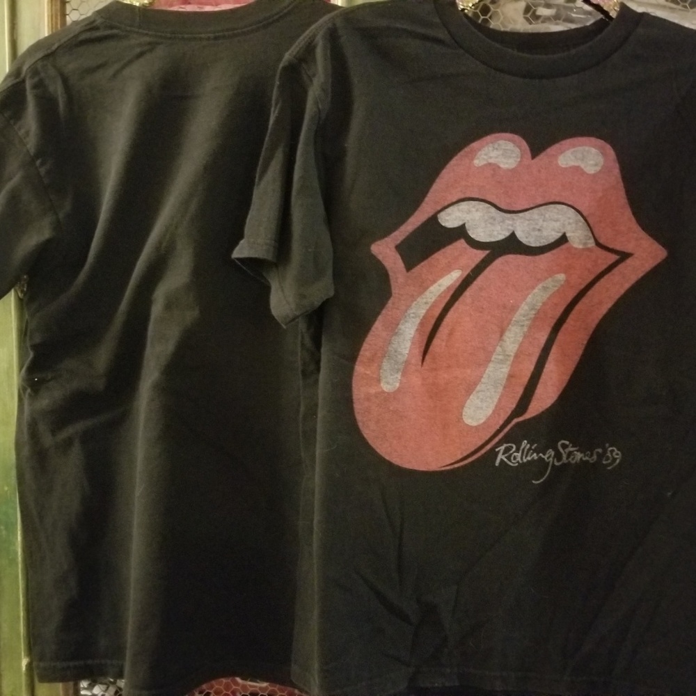 Brandy Melville John Galt Black rolling Stones top - Picture 3 of 4